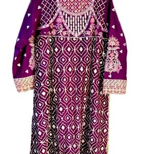 Adan Libas Luxary wedding collection with full
Size XL
Chest 23
Hip 26
Length 51